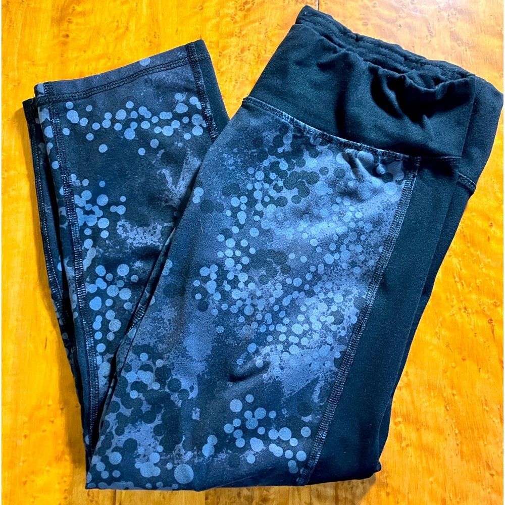Champion duo dry, midcalf leggings, straight leg, excellent condition, size M